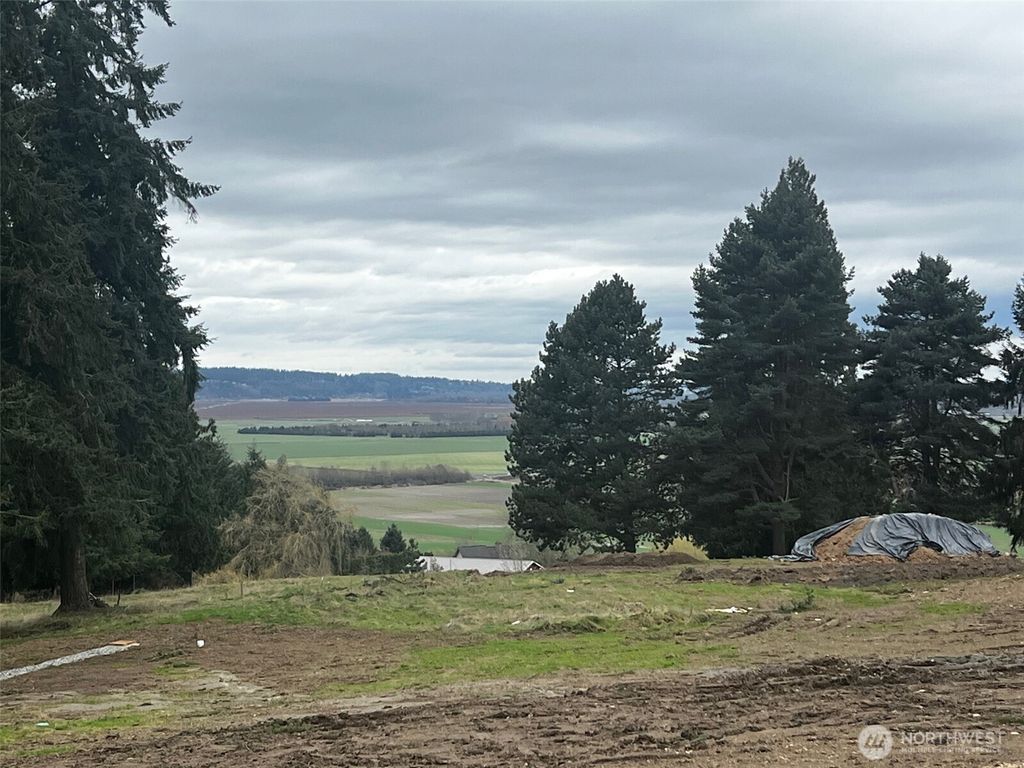 Photo of 13516 102nd Drive SE #12, Snohomish, WA 98296 (MLS # 2339598)