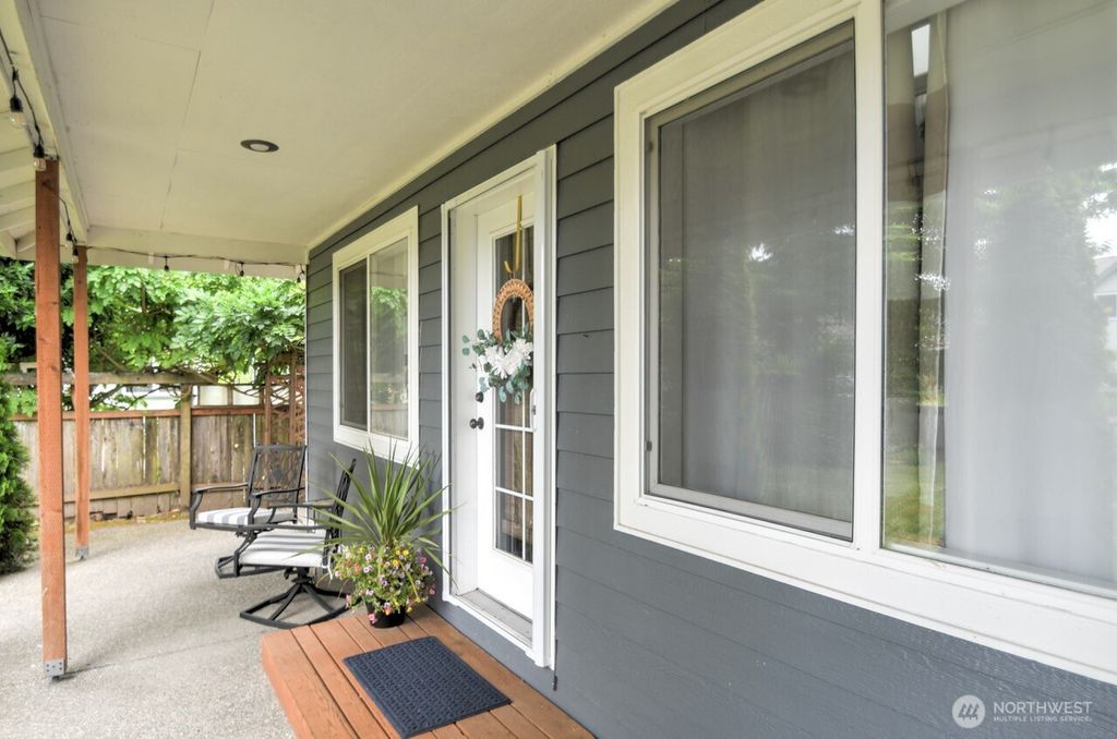 Photo of 525 Wilson Street SE, Olympia, WA 98501 (MLS # 2552748)