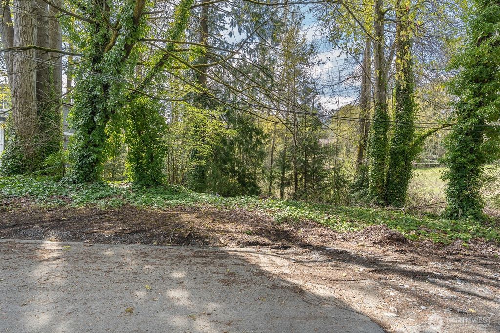 Photo of 5901 S Fountain Street, Seattle, WA 98178 (MLS # 2458409)