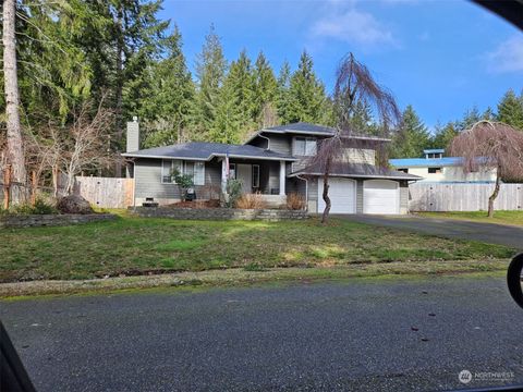 Photo of 51 SE Mount Ellinore Court, Shelton, WA 98584 (MLS # 2042304)