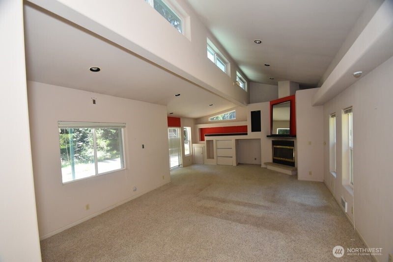 2954 SE Camano Drive