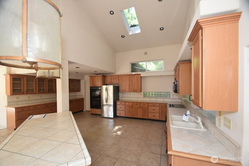 2954 SE Camano Drive