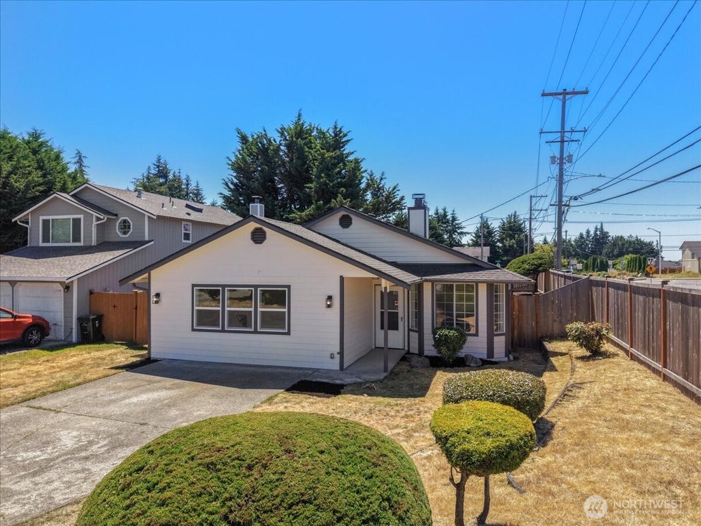 Photo of 4902 33rd Street Ct NE, Tacoma, WA 98422 (MLS # 2553055)
