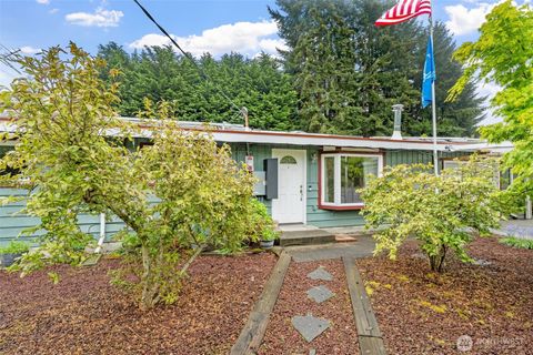 20628 1st Avenue S Des Moines WA 98198