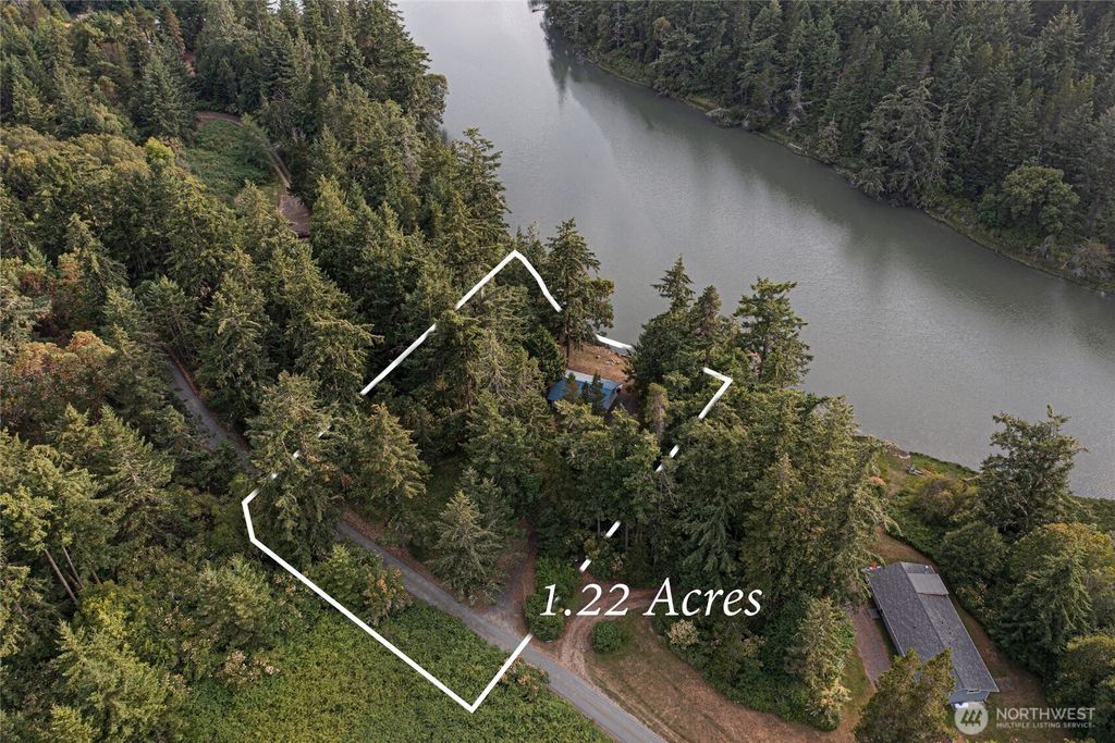 Photo of 42 Kingfisher Lane, Friday Harbor, WA 98250 (MLS # 2549293)