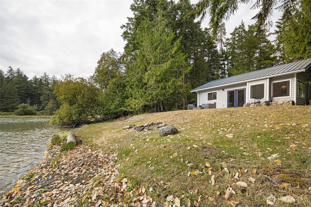 Photo of 42 Kingfisher Lane, Friday Harbor, WA 98250 (MLS # 2549293)