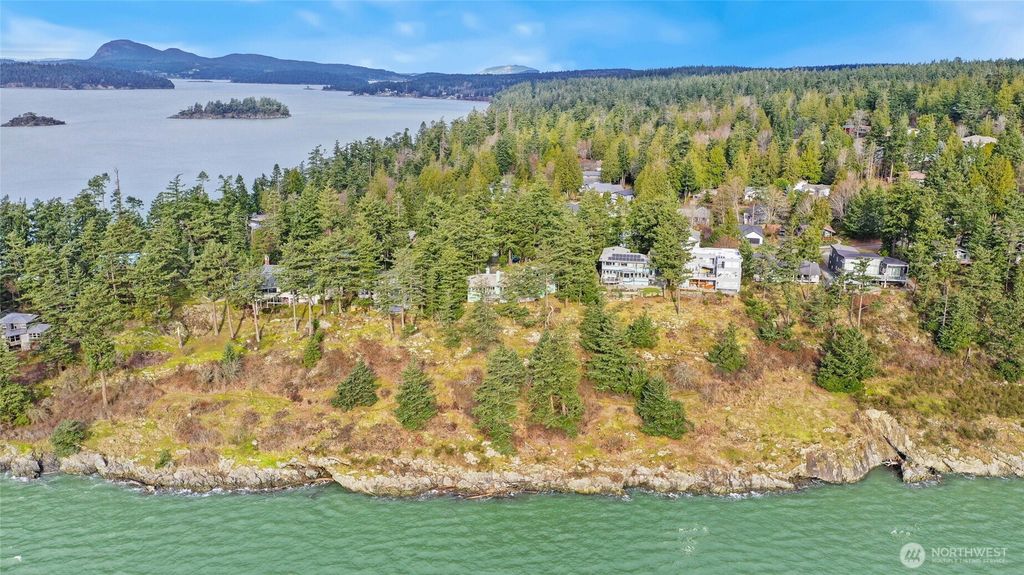 Photo of 736 Tillamuk Drive, La Conner, WA 98257 (MLS # 2472853)