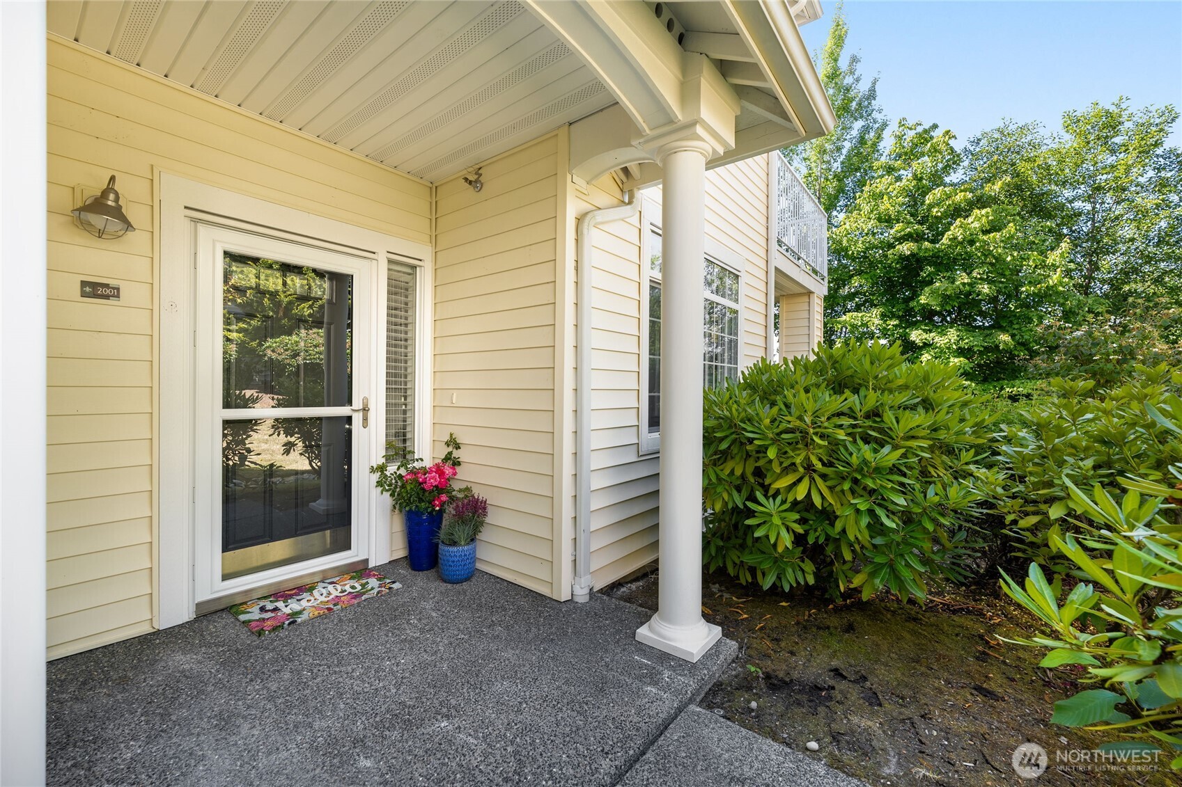1855 SE Trossachs Boulevard 2001