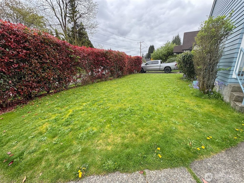 Photo of 215 J Street SE, Auburn, WA 98002 (MLS # 2516336)
