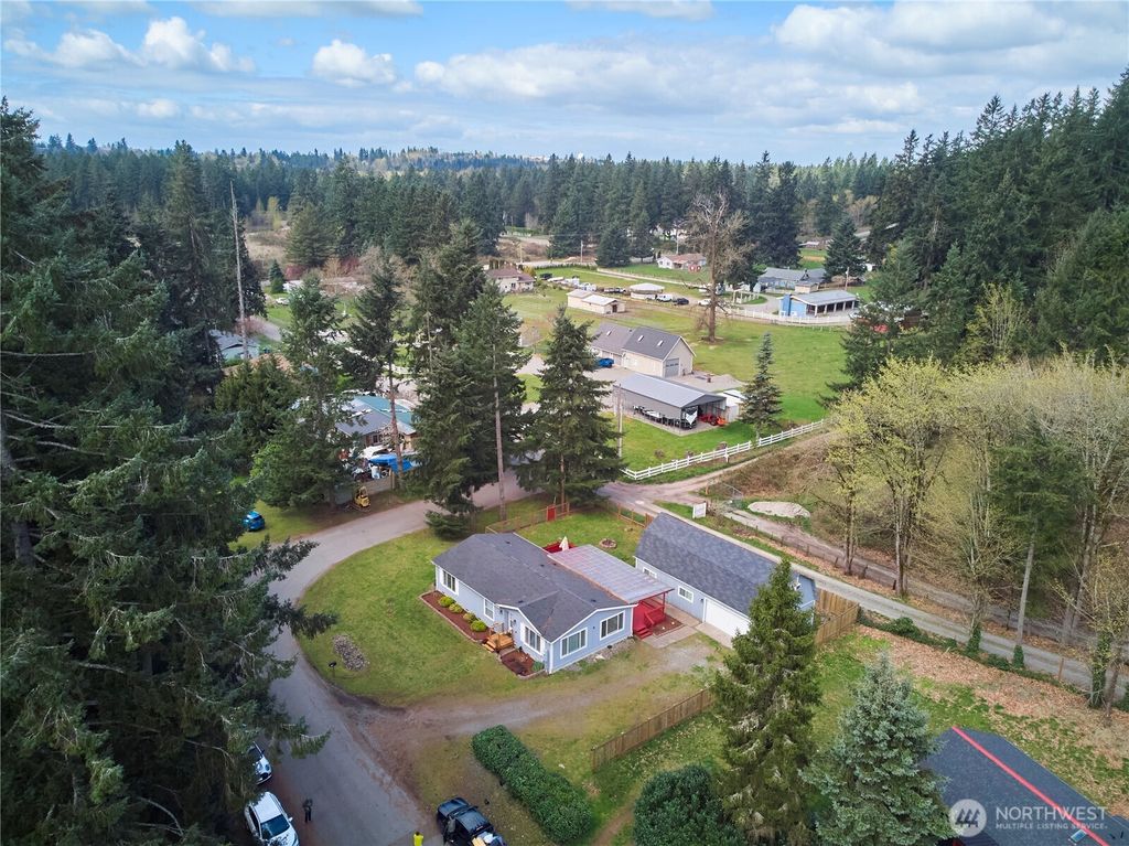 Photo of 15010 SE 306th Place, Kent, WA 98042 (MLS # 2505299)