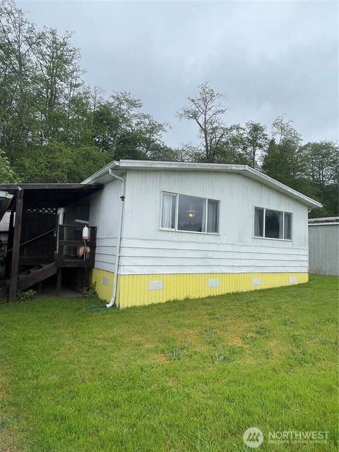 Photo of 1050 Howard Street #10, Raymond, WA 98577 (MLS # 2377807)