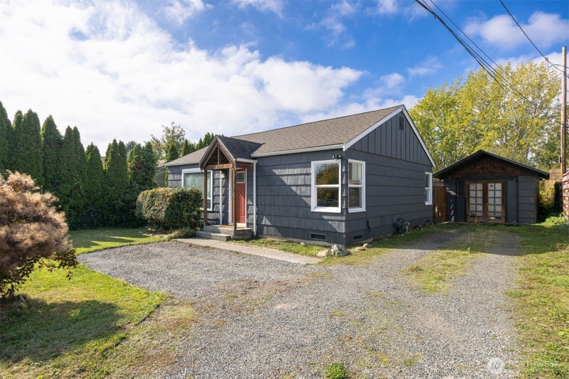 3229 Bennett Drive