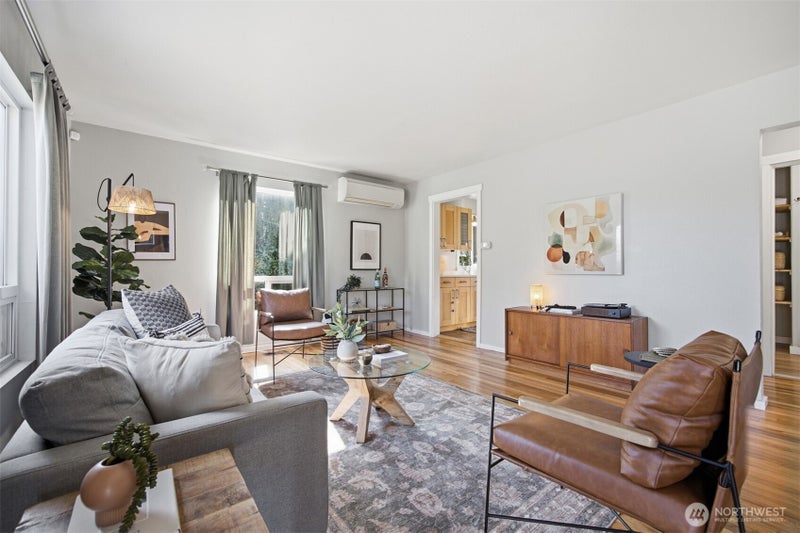 3229 Bennett Drive