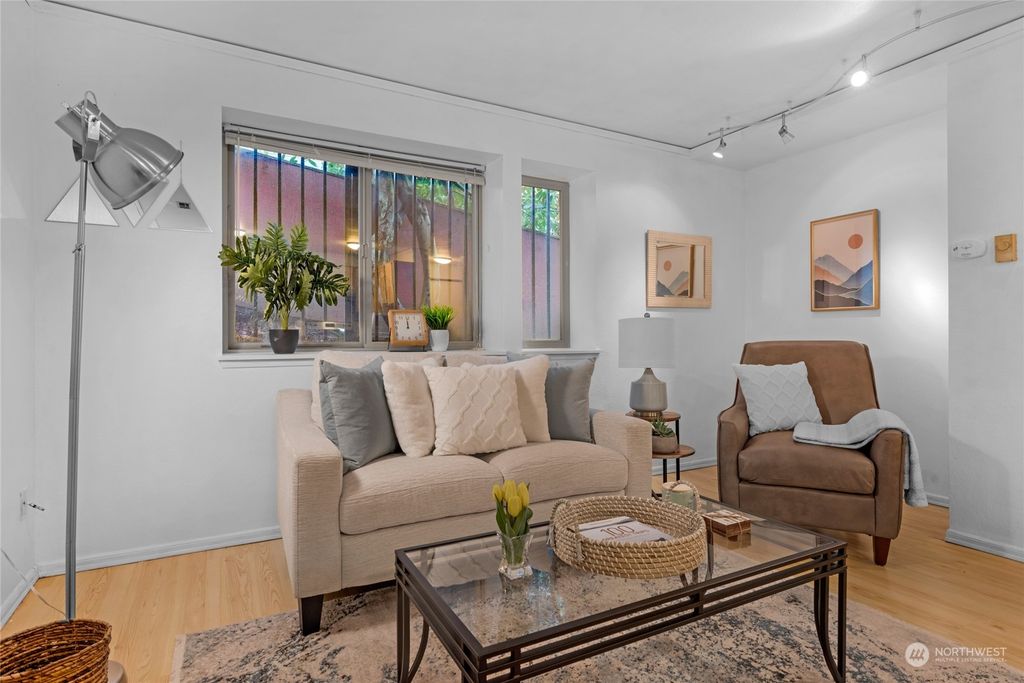 Photo of 29 Etruria Street #307, Seattle, WA 98109 (MLS # 2204251)