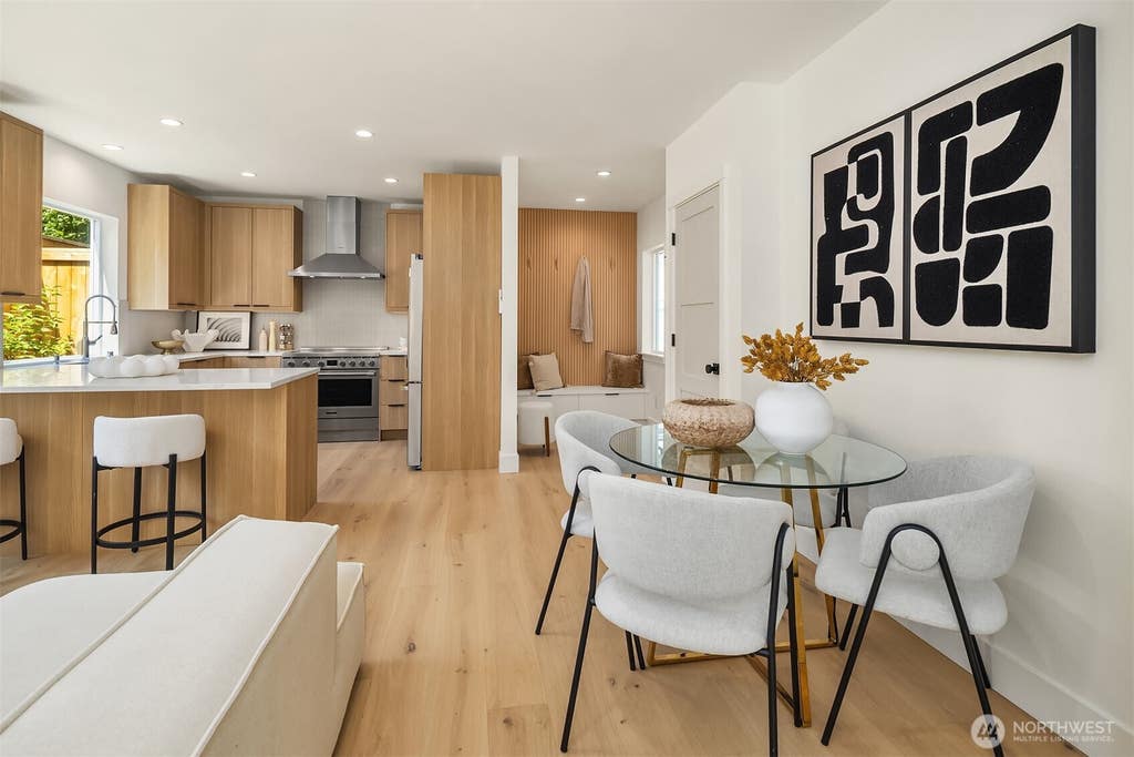 Photo of 533 N 70th Street, Seattle, WA 98103 (MLS # 2564928)