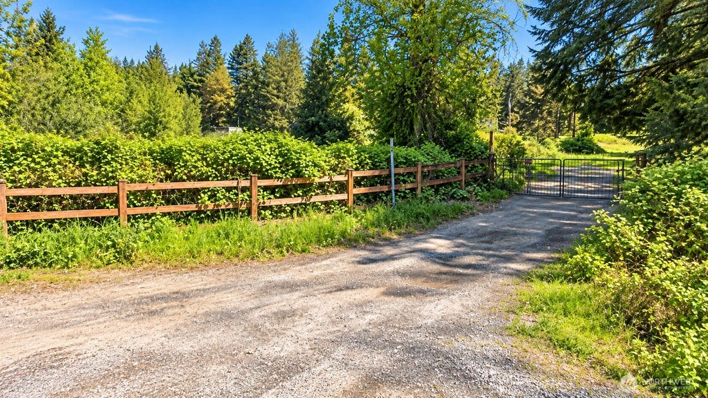 Photo of 18646 Byers Road SE, Maple Valley, WA 98038 (MLS # 2588392)