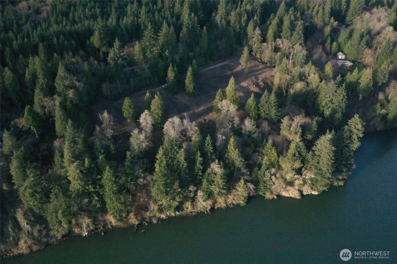 26 Edge Water Drive