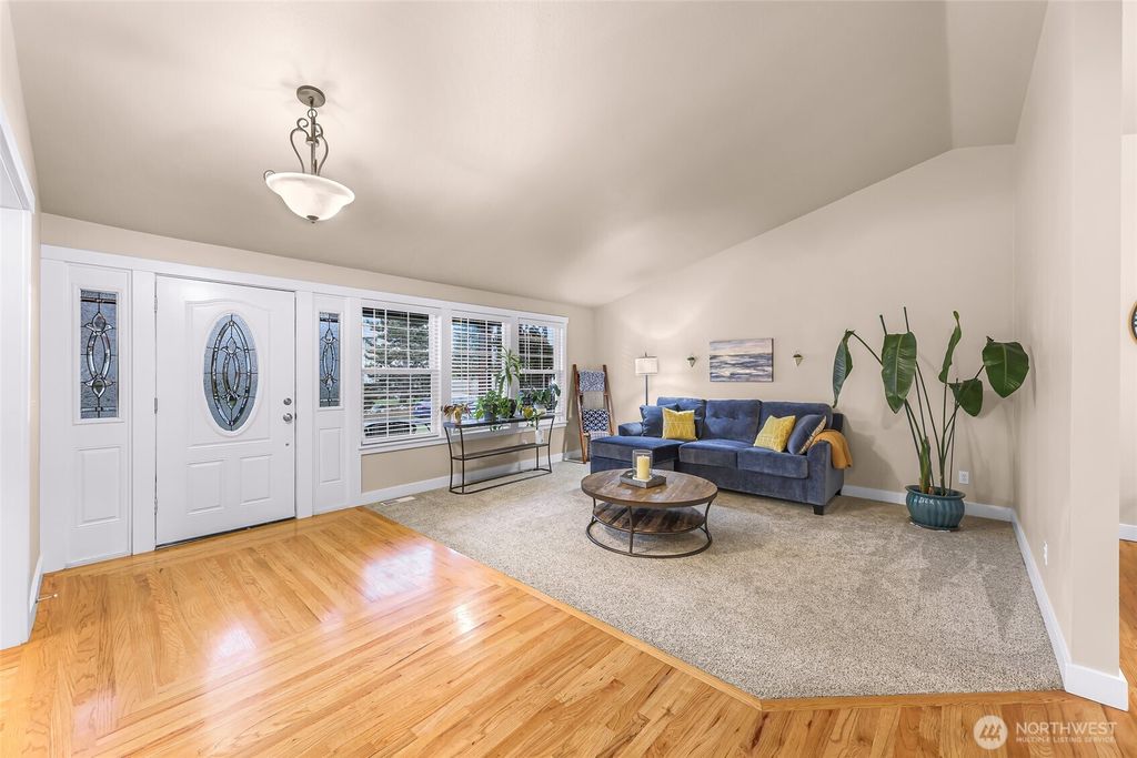 Photo of 17164 Zoya Drive, Mount Vernon, WA 98274 (MLS # 2465370)