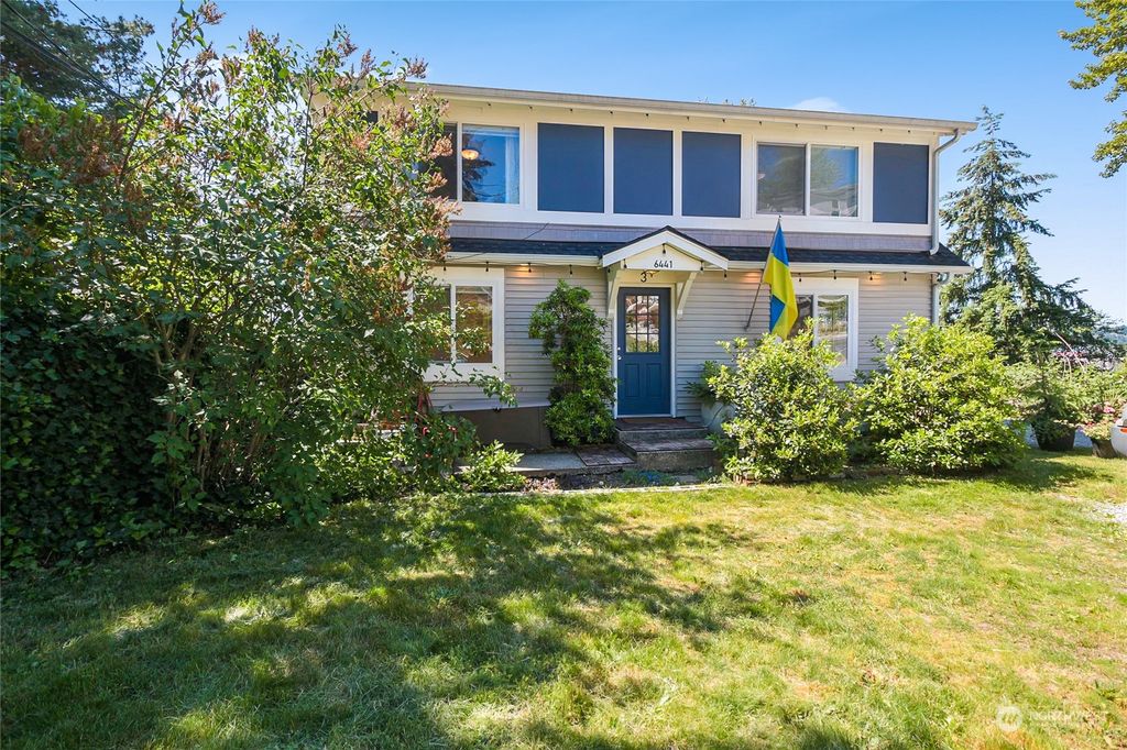 Photo of 6441 NE 181st Street, Kenmore, WA 98028 (MLS # 2125567)