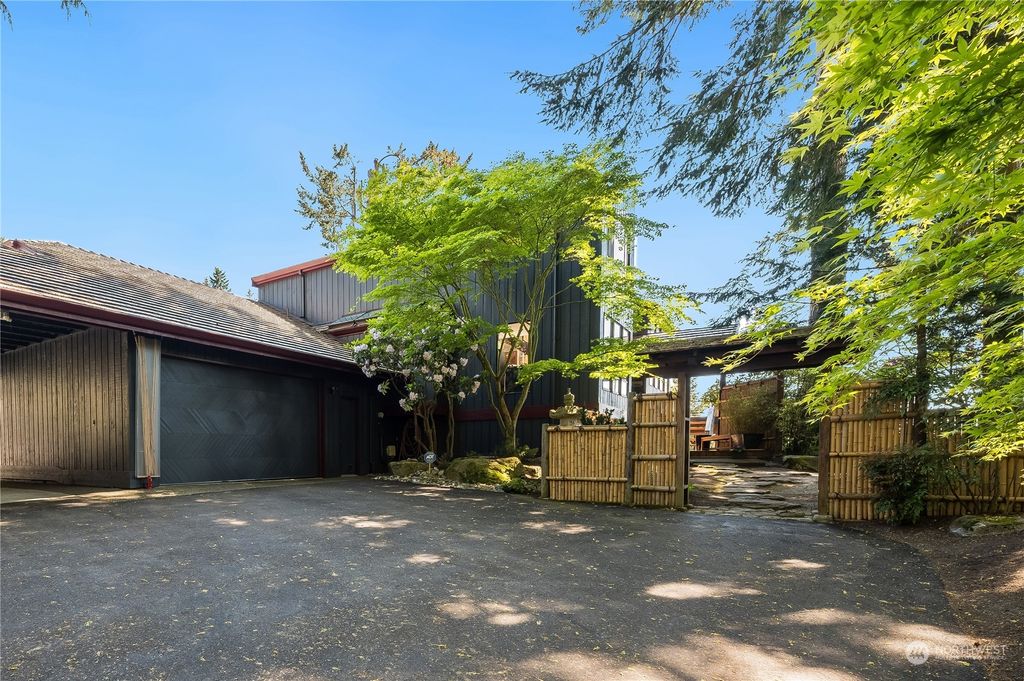 Photo of 6630 128th Street SW, Edmonds, WA 98026 (MLS # 2262920)