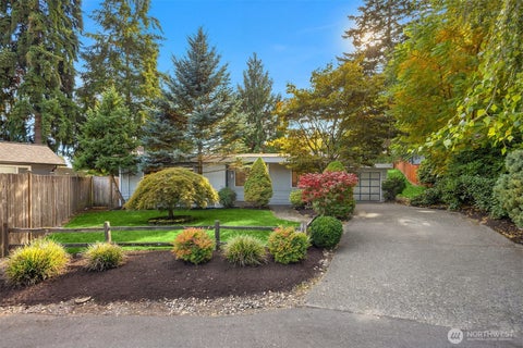 Photo of 20414 29th Avenue W, Lynnwood, WA 98036 (MLS # 2593377)