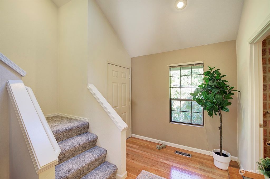 Photo of 8518 139th Avenue NE, Redmond, WA 98052 (MLS # 2263649)