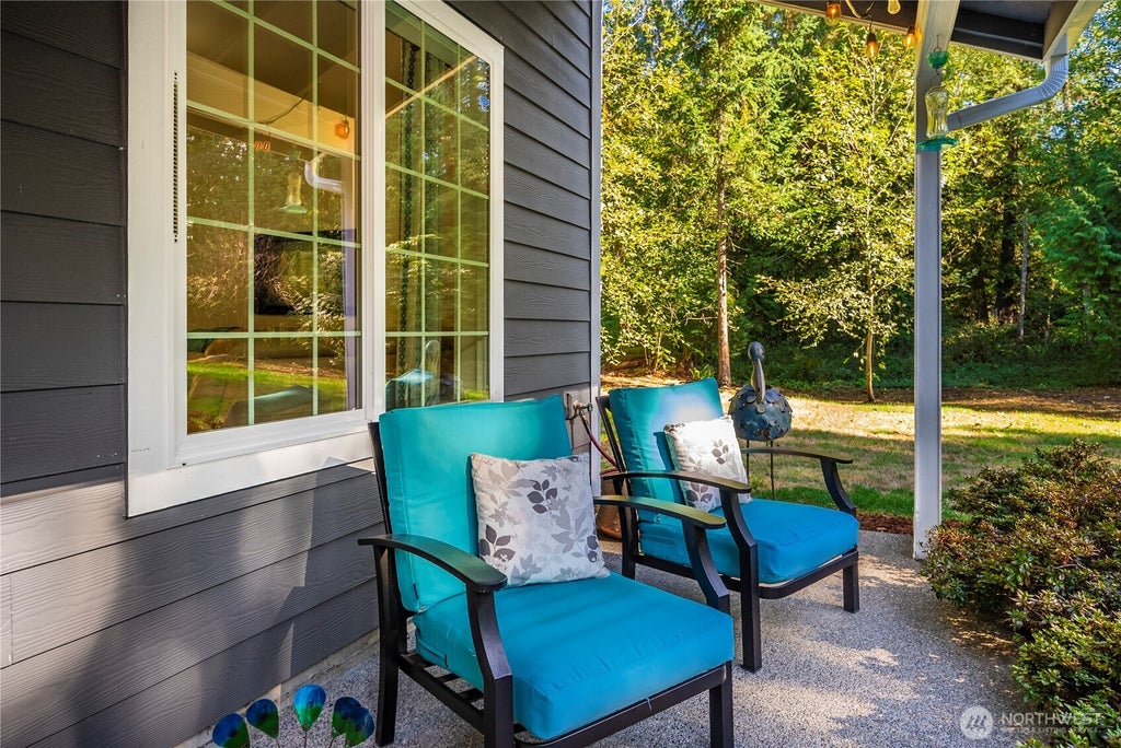Photo of 8132 NE Yeti Lane, Bainbridge Island, WA 98110 (MLS # 2590287)