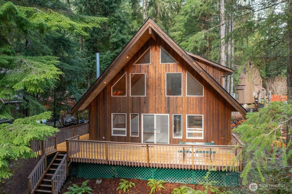 Photo of 7132 St Helen's Place, Glacier, WA 98244 (MLS # 2472287)