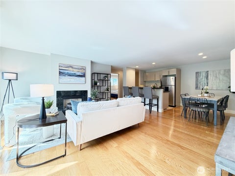 Photo of 731 Broadway E #301, Seattle, WA 98102 (MLS # 2594140)