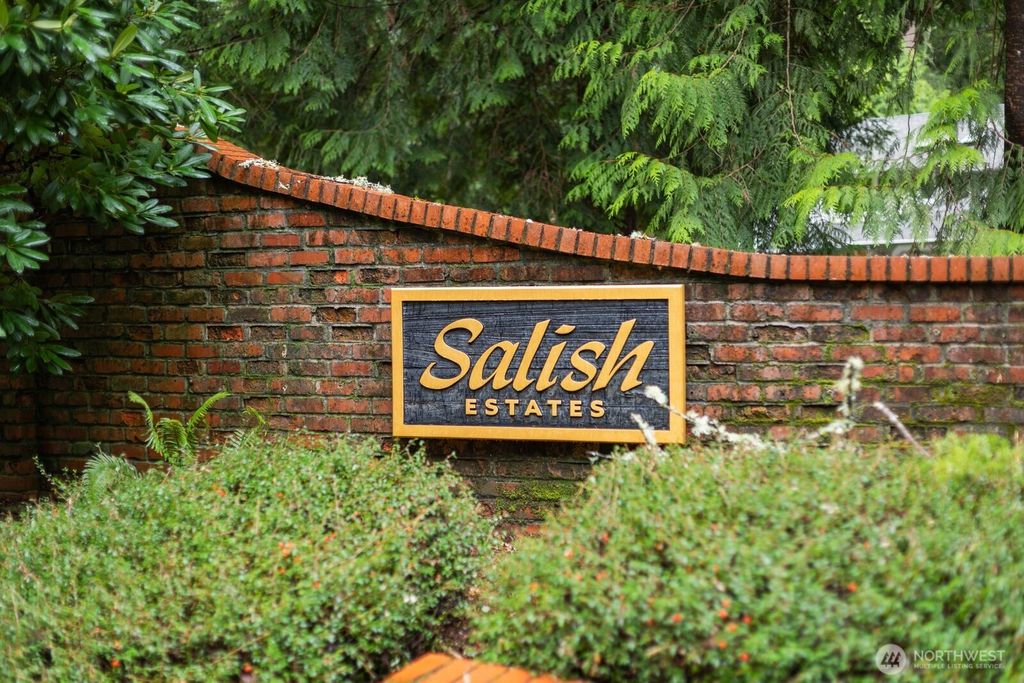 Photo of 22720 NE 46th Street, Redmond, WA 98053 (MLS # 2491814)