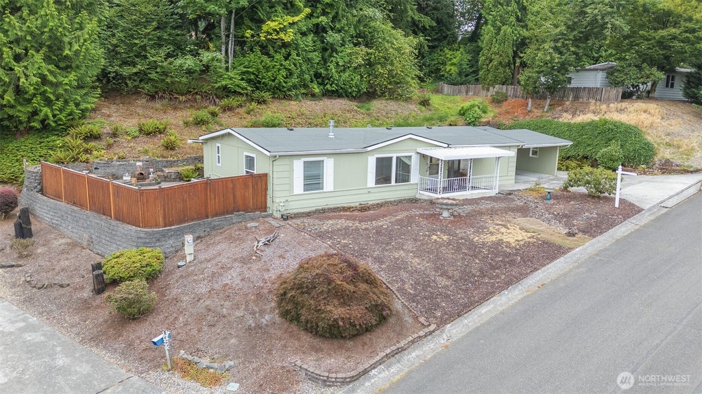 Photo of 17336 Woodcrest Drive NE, Bothell, WA 98011 (MLS # 2568532)
