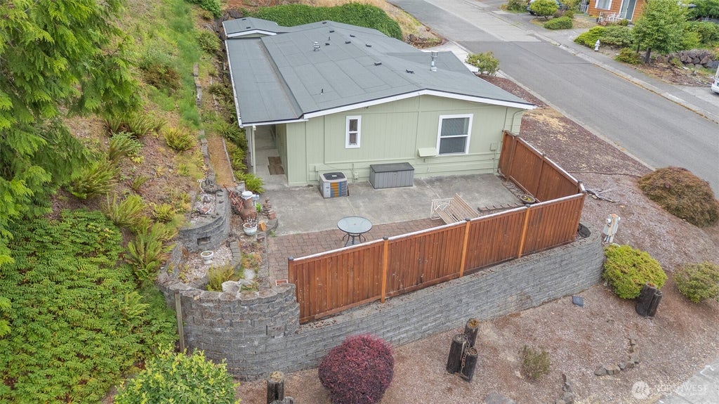 Photo of 17336 Woodcrest Drive NE, Bothell, WA 98011 (MLS # 2568532)