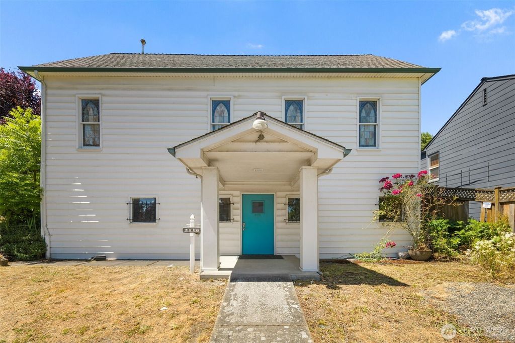 Photo of 2116 W Dravus Street, Seattle, WA 98199 (MLS # 2405196)