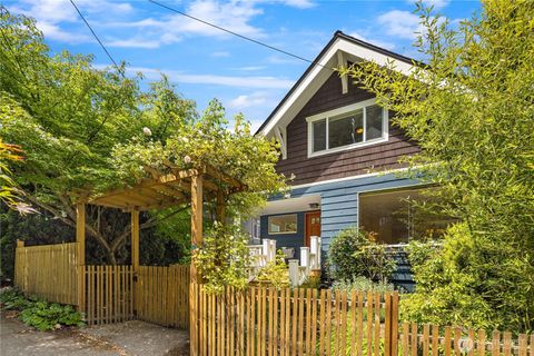 Photo of 806 N 59th Street, Seattle, WA 98103 (MLS # 2438344)