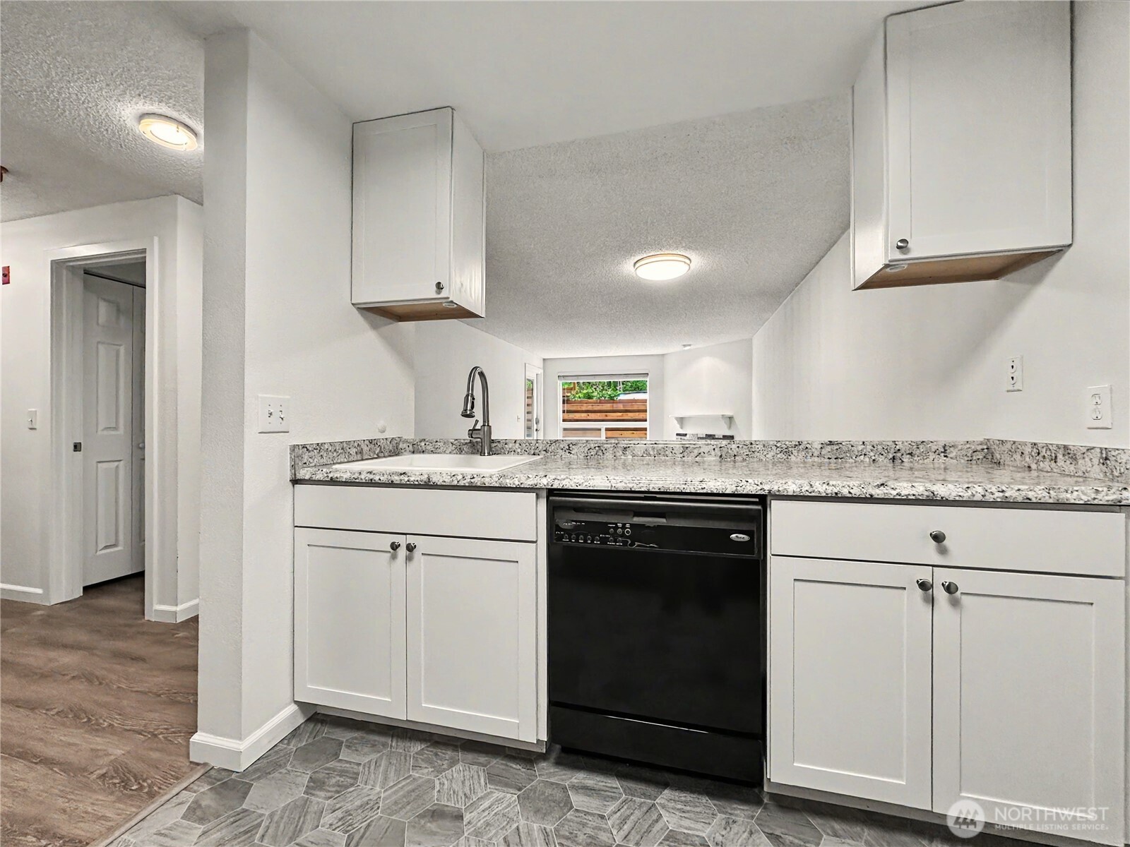 10501 8th Avenue NE 128