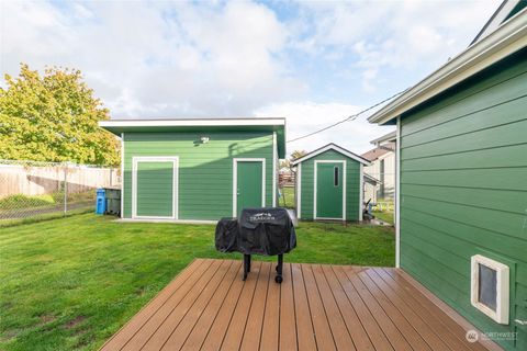 A home in Chehalis