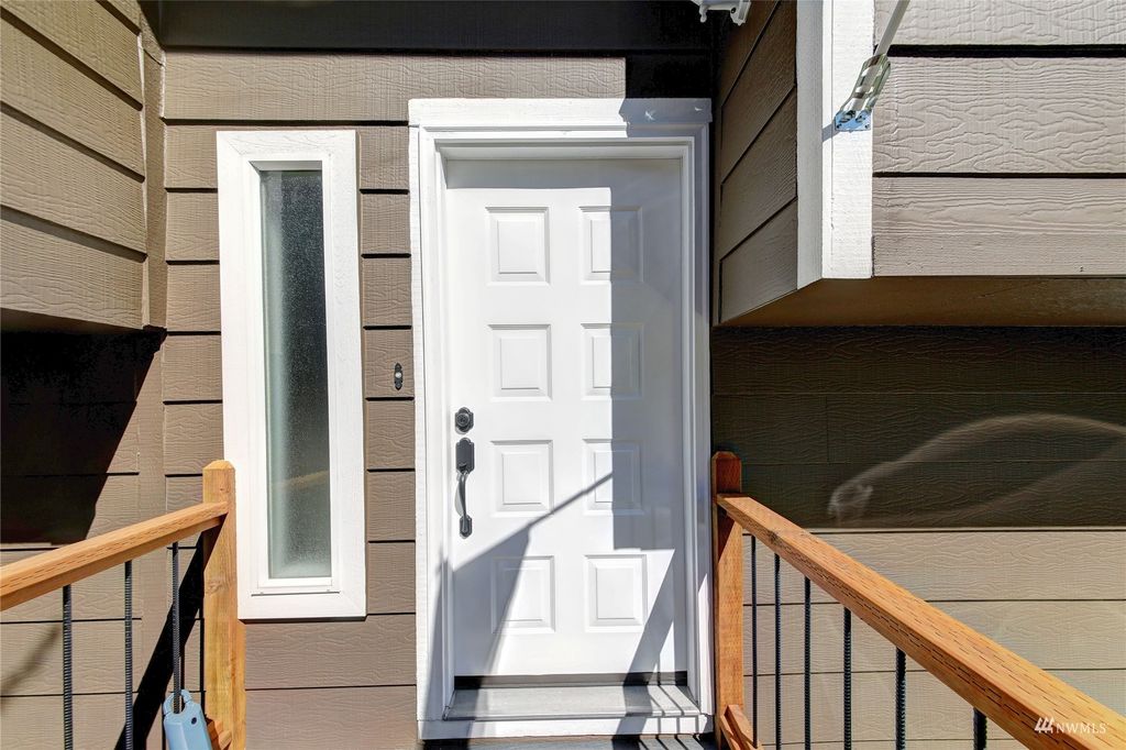 Photo of 10719 52nd Ave NE Ave, Marysville, WA 98270 (MLS # 1984582)