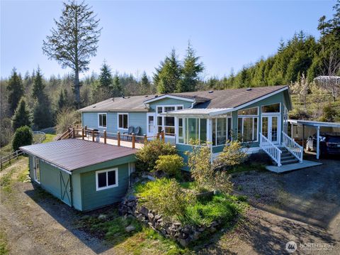 Photo of 47 N Nemah Road E, South Bend, WA 98586 (MLS # 2501448)