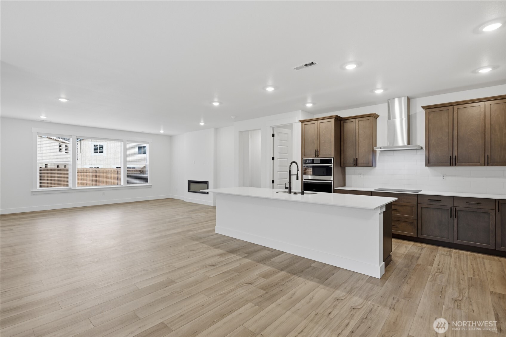 20429 Mystic Place E