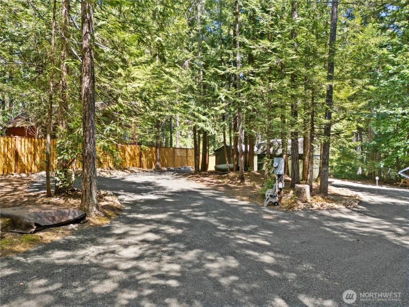 370 N Mount Jupiter Drive
