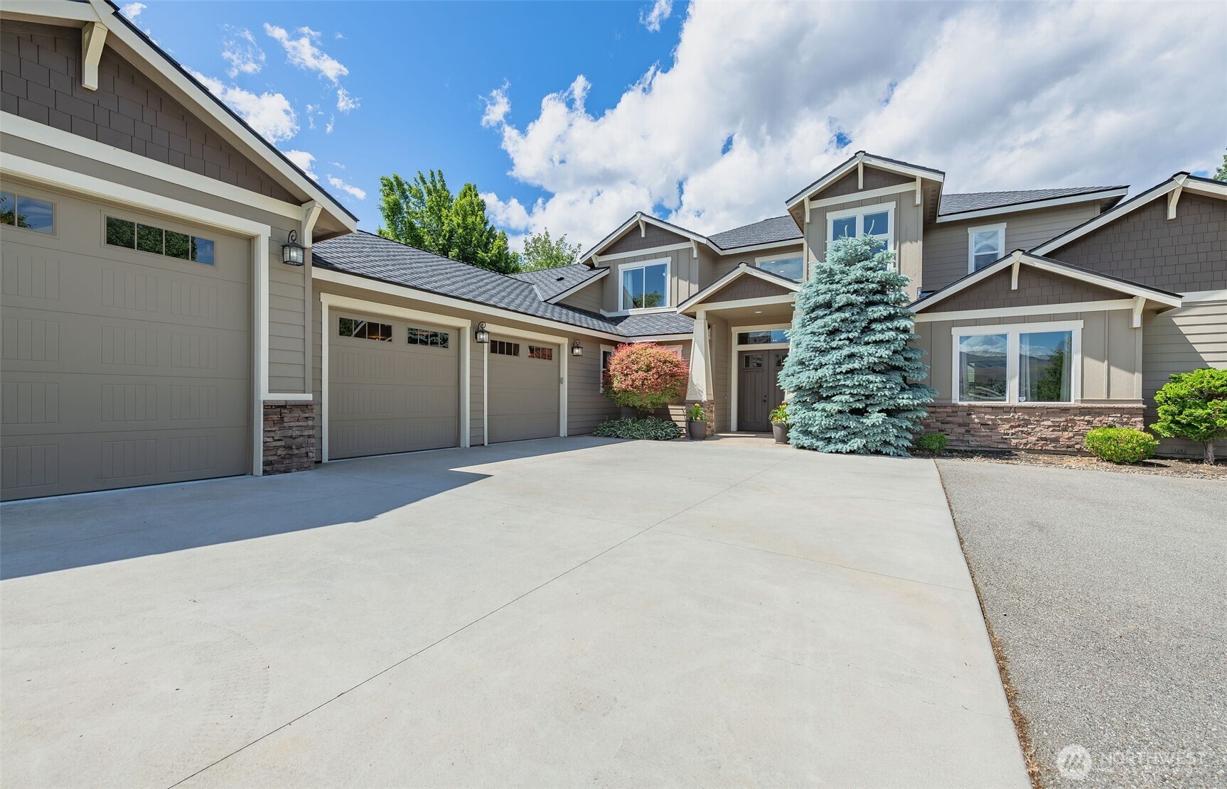 1400 Westpoint Place