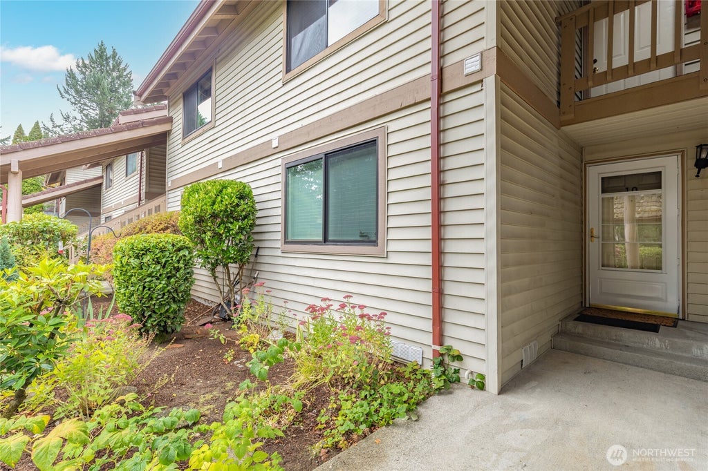 Photo of 17521 118th Avenue SE #A10, Renton, WA 98058 (MLS # 2594525)