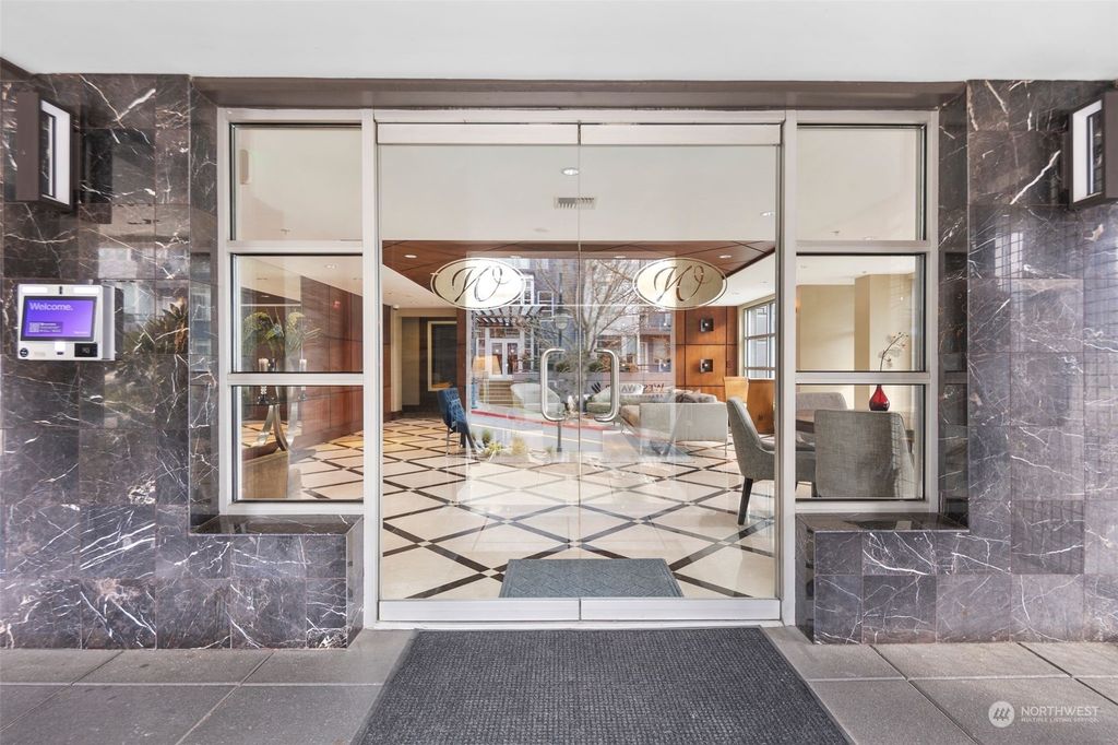 Photo of 220 1st Street #104, Kirkland, WA 98033 (MLS # 2199171)