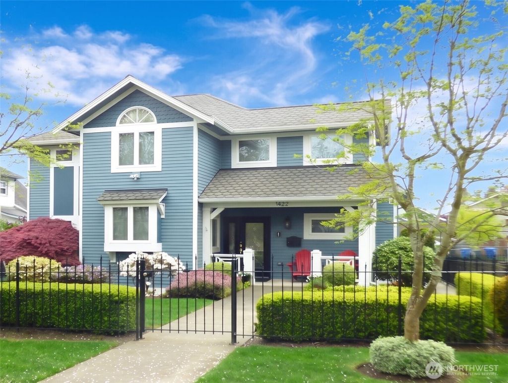 Photo of 1422 Colby Avenue, Everett, WA 98201 (MLS # 2521940)