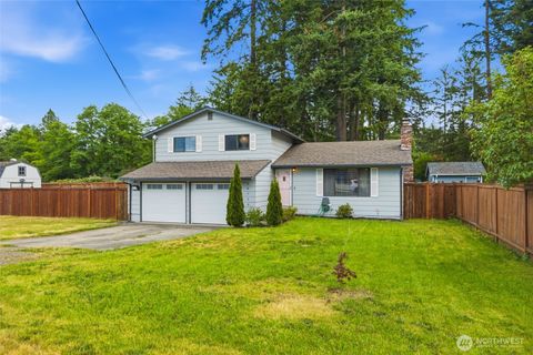 Photo of 14713 16th Avenue Ct S, Spanaway, WA 98387 (MLS # 2541743)