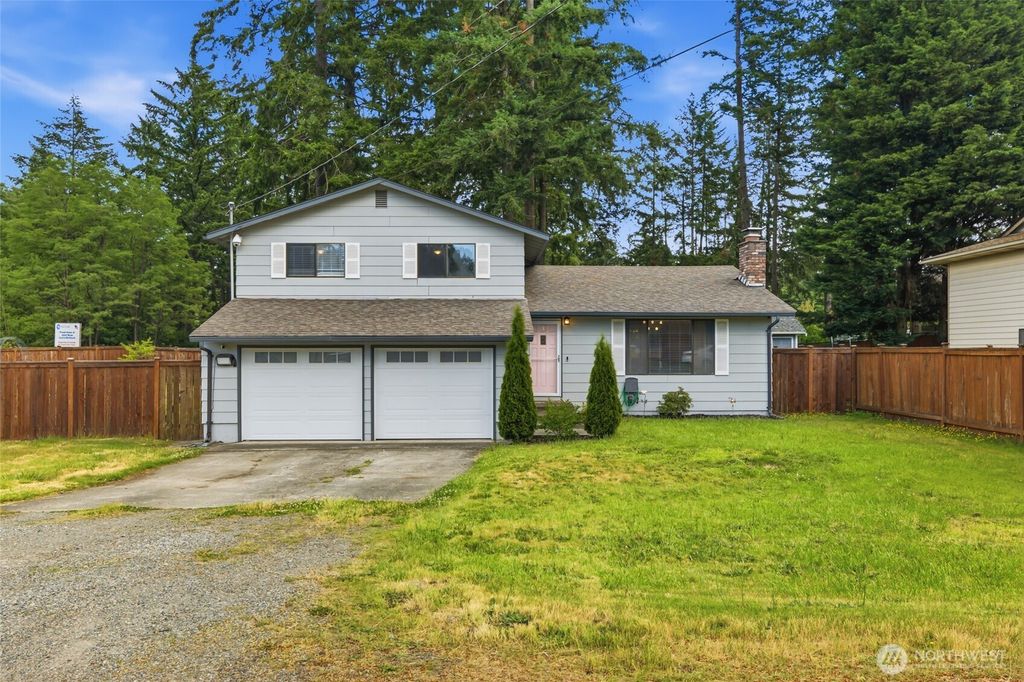 Photo of 14713 16th Avenue Ct S, Spanaway, WA 98387 (MLS # 2541743)