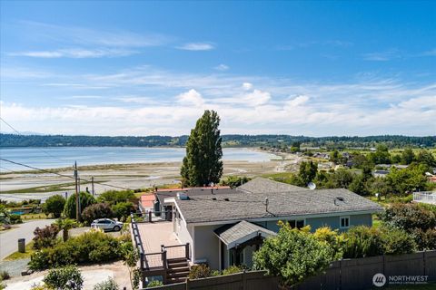 2735 Evening Glory Court Clinton WA 98236