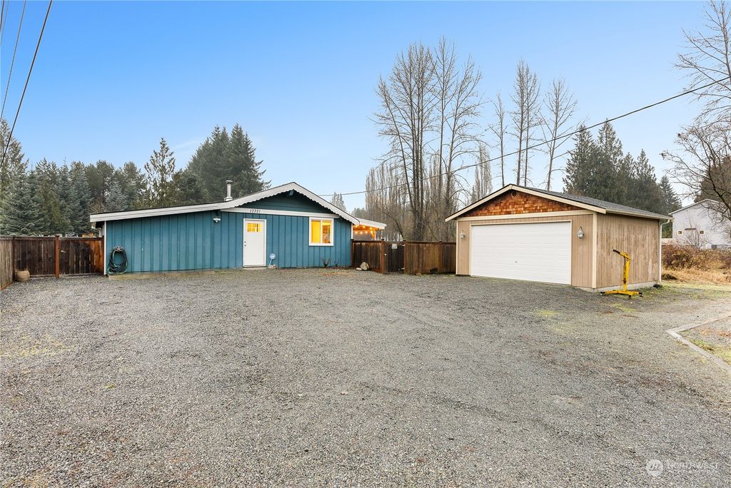 Photo of 17321 Engebretsen Rd Rd, Granite Falls, WA 98252 (MLS # 2183820)
