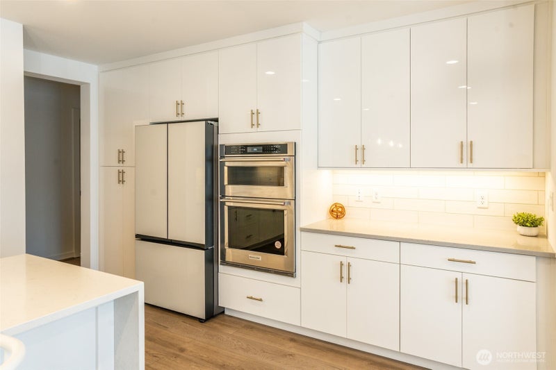 15558 NE 15th Place 301