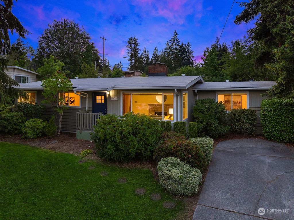 Photo of 7623 239th Place SW, Edmonds, WA 98026 (MLS # 2265413)